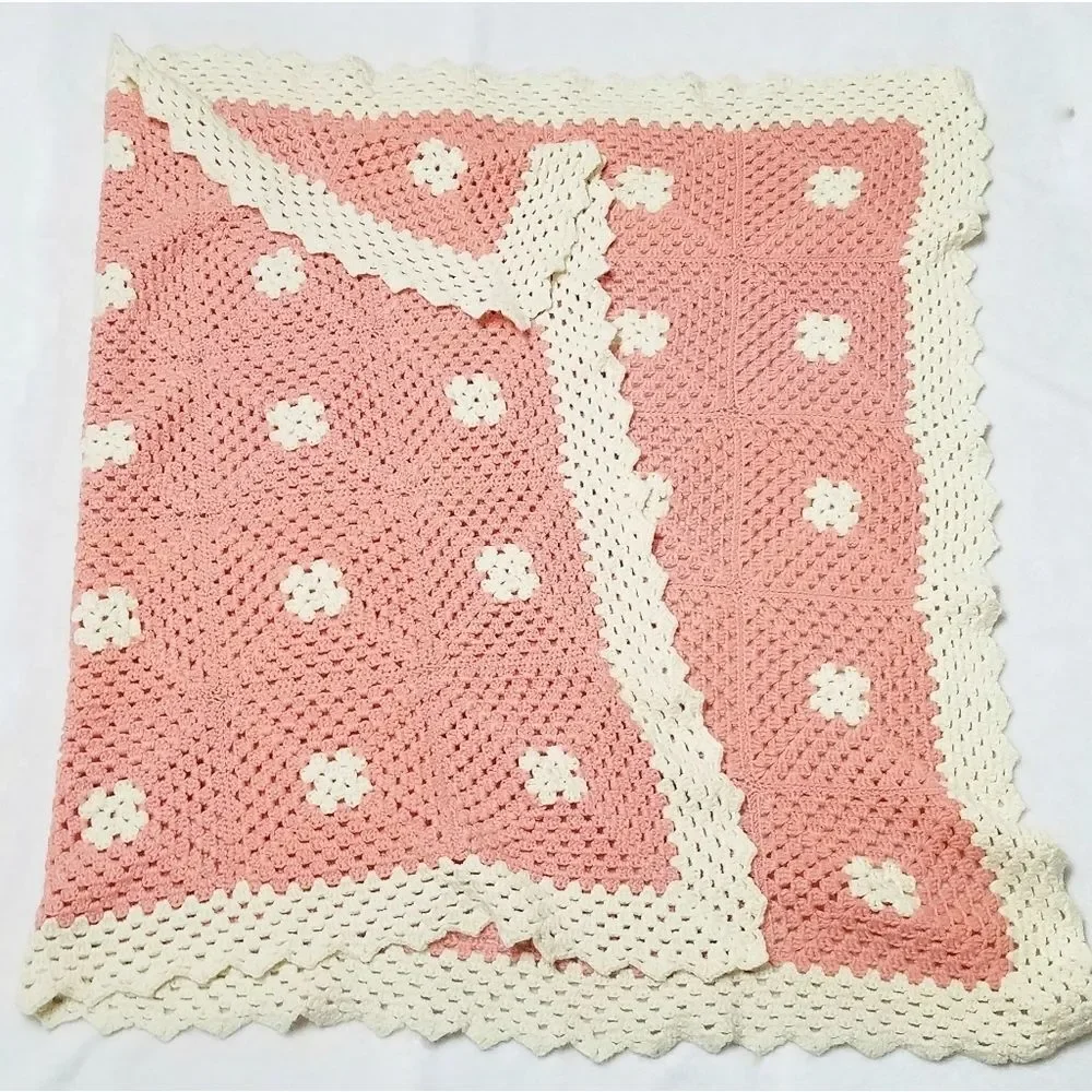 VINTAGE Granny Square Floral Boho Crochet Afghan